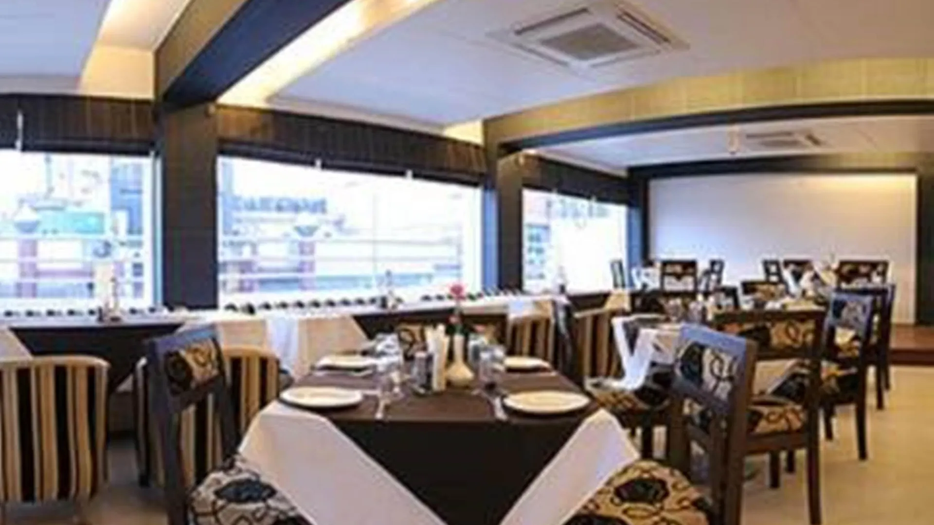 Hotel Bb Palace Delhi  3*, Delhi (National Capital Territory of India)