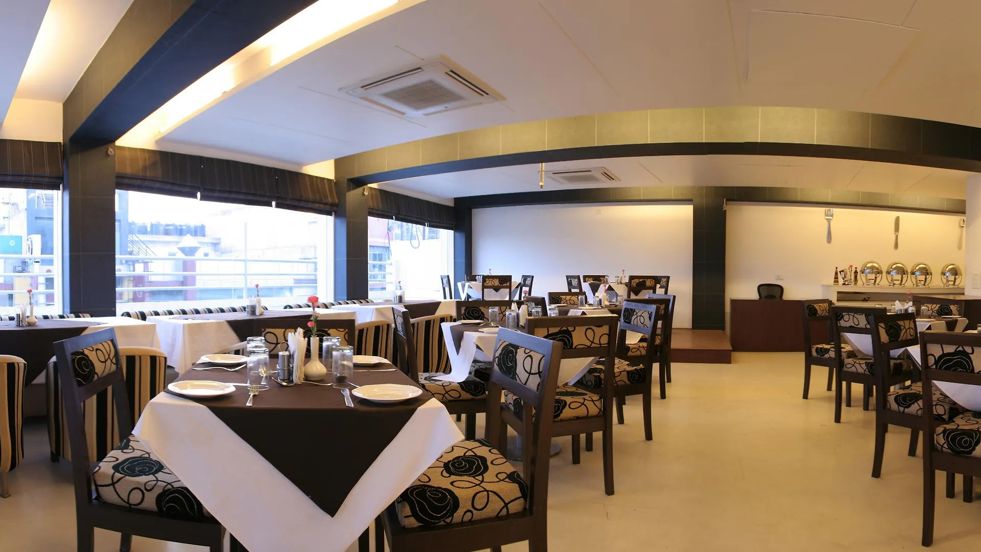 Hotel Bb Palace Delhi