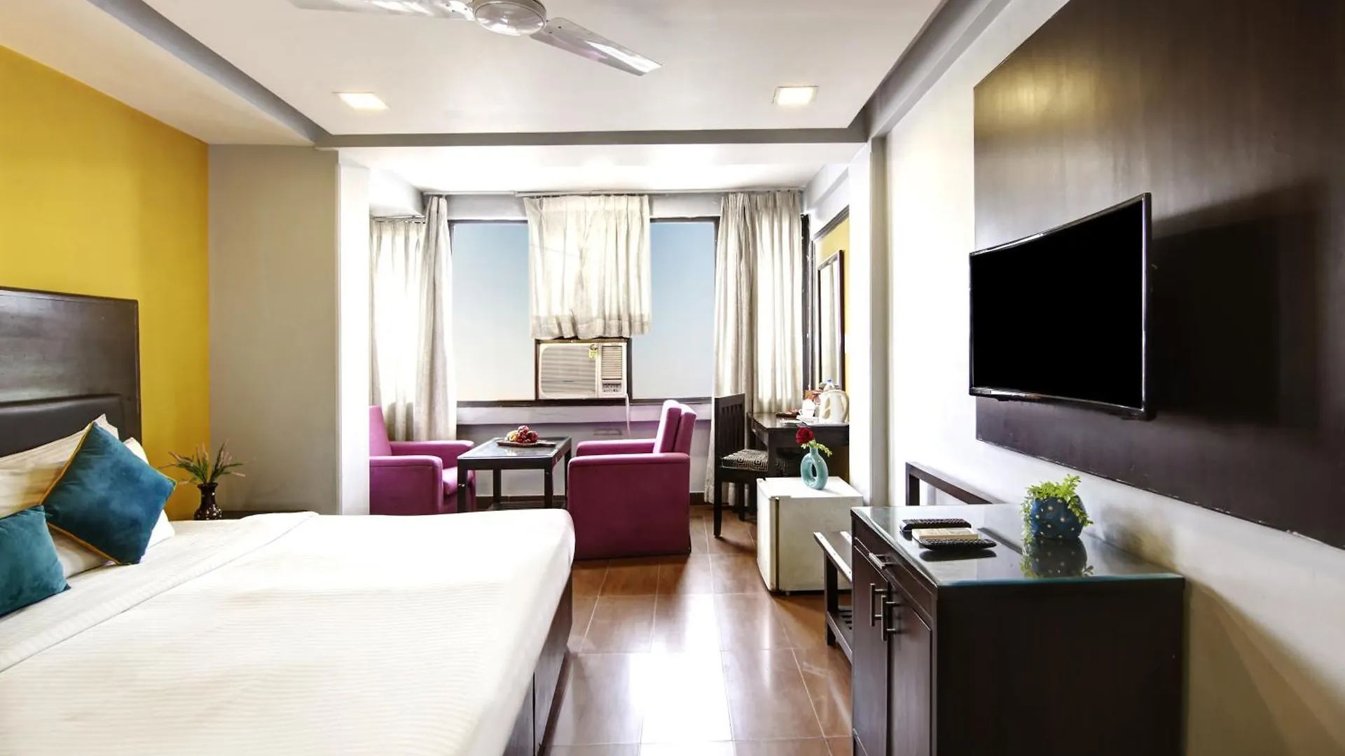 Hotel Bb Palace Delhi  3*, Delhi (National Capital Territory of India)
